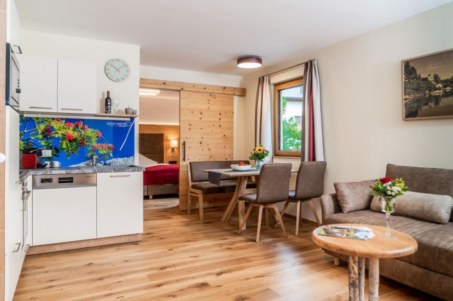 Esstisch im Aparthotel Ramsau