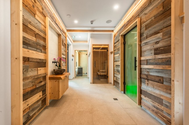 Holzverkleidungen im Wellnessbereich